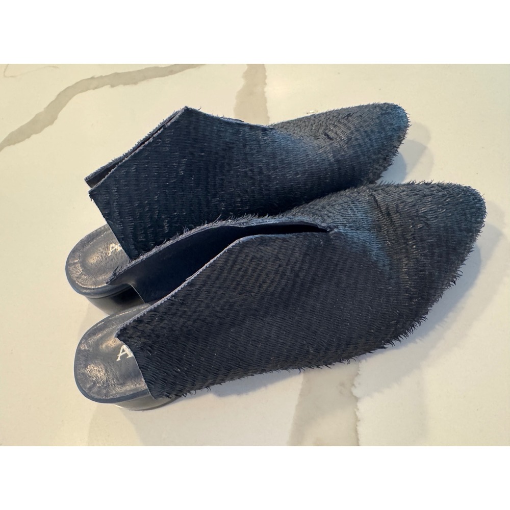 Antelope Navy Blue Hair-on-Hide Textured Leather Mules Pointed Toe EU 39 US 8.5